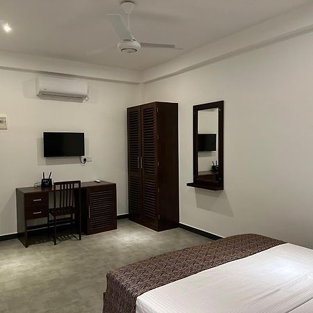 Cocos Polhena Hotel Matara Exterior foto